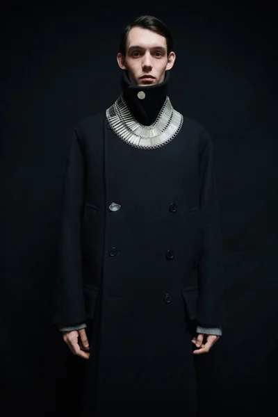 Look 37